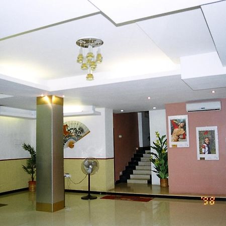 Hotel Fame City Gauháti Kültér fotó